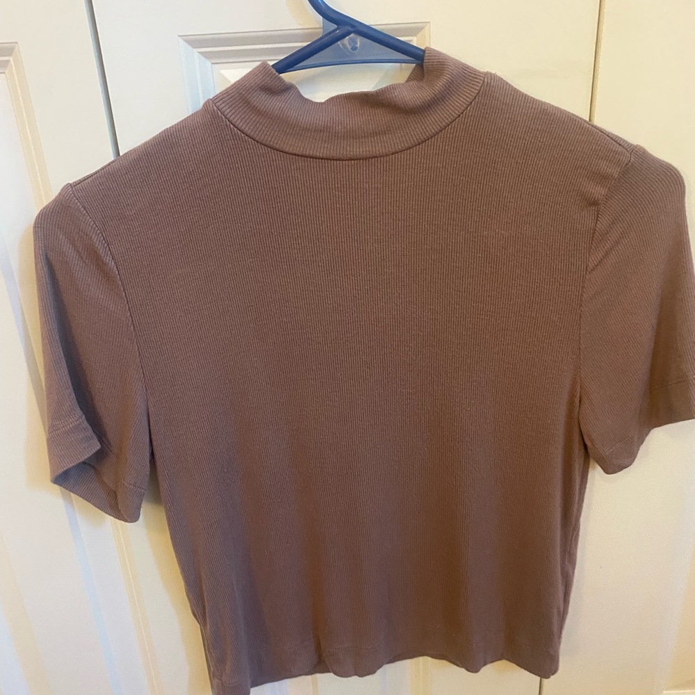 Aritzia Babaton Ribbed Mock Neck Sweater